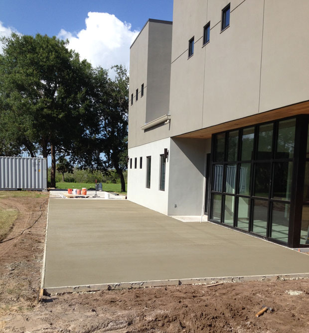 Custom Home Concrete Driveway FL - 14
