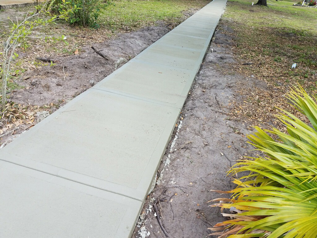 Concrete sidewalk Melbourne Florida - 03